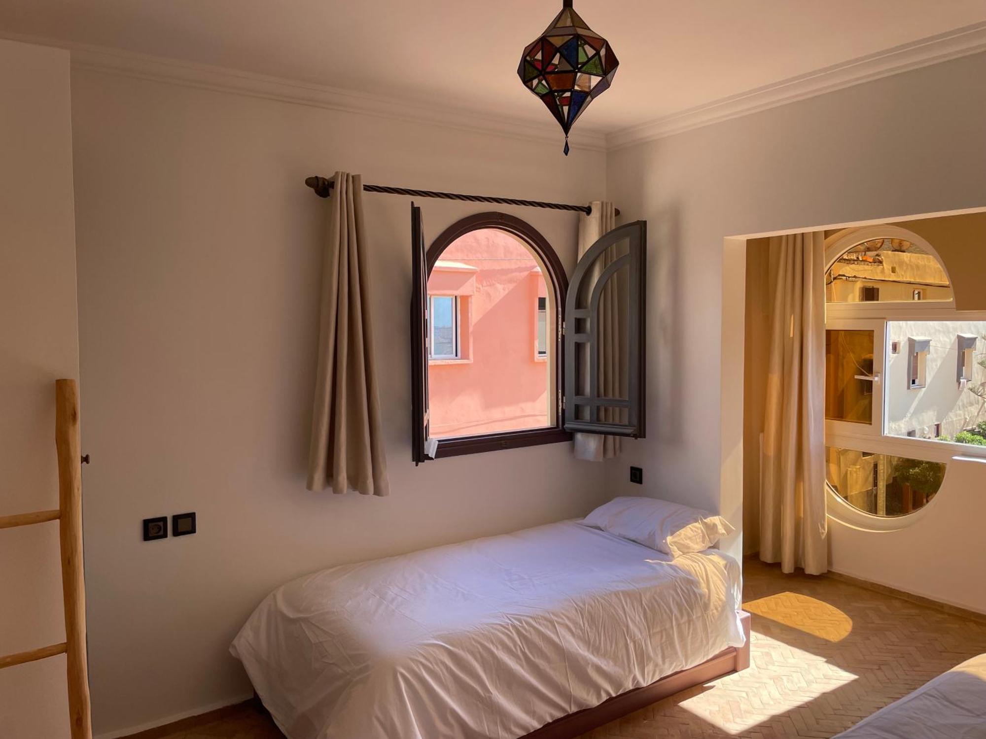 The Rainbow House Apartman Mirleft Kültér fotó